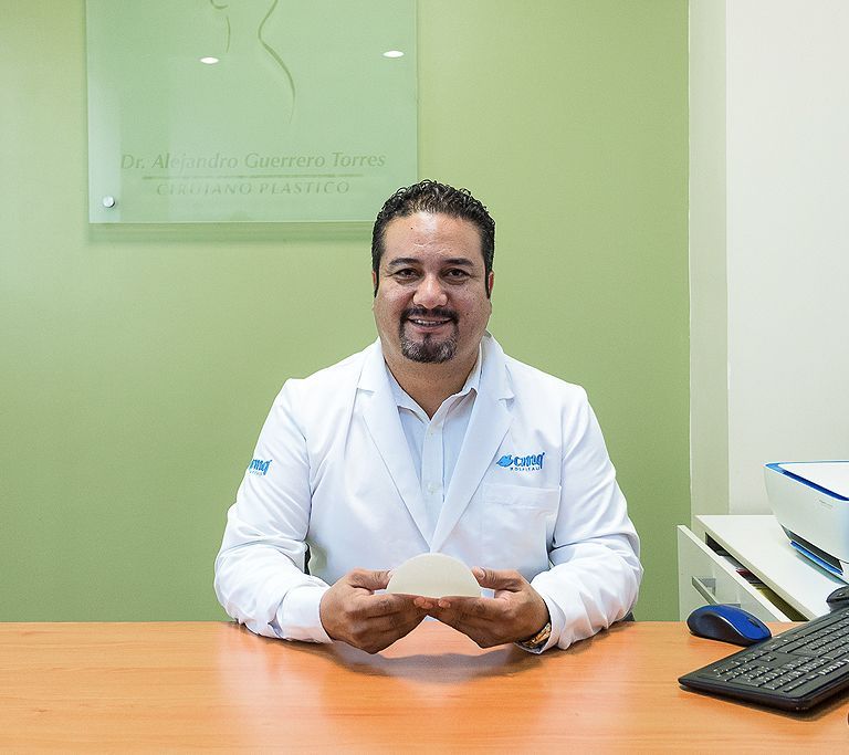 Dr Alejandro Torres, Plastic Surgeon