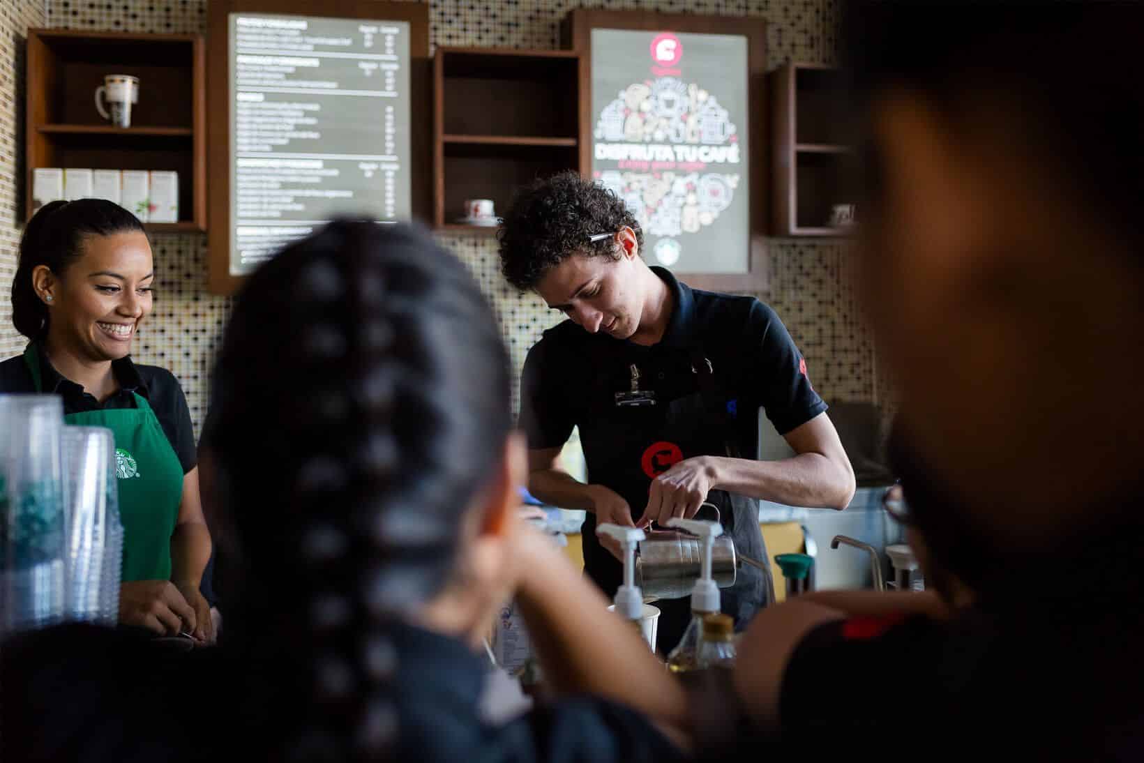 Diana Ramírez training our team of baristas at CMQ Riviera Nayarit Cafeteria in Hospital CMQ Riviera Nayarit