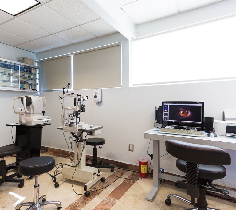 Dr Jaime Miramontes, Medical Specialist in Ophthalmology